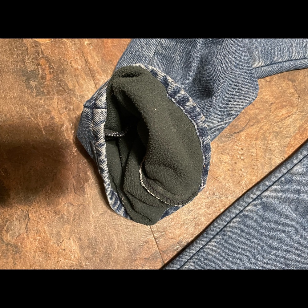 L. L. Bean Classic Fit - image 3